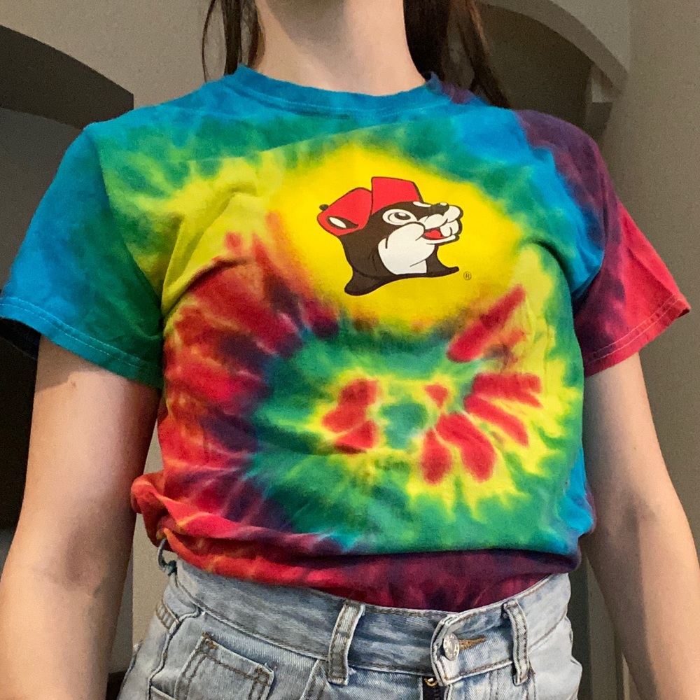 Tie dye bucee’s shirt